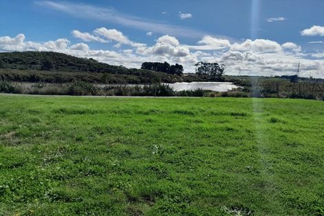 Photo of property in 90 Kahui Parade, Karaka, Papakura, 2113