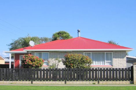 Photo of property in 36 Norbiton Road, Foxton, 4814