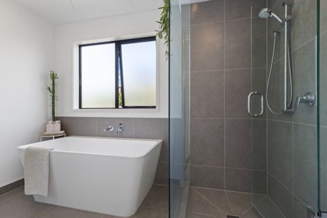 Photo of property in 3 Paddock Lane, Pukekohe, 2120