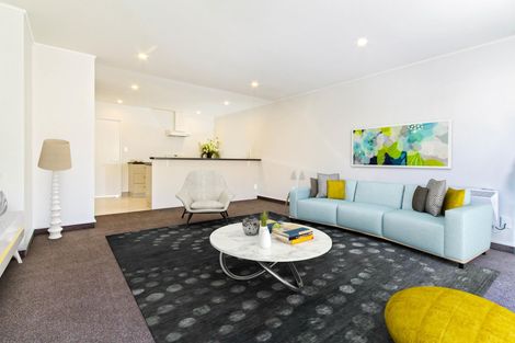 Photo of property in 8b Mckellar Court, Cromwell, 9310