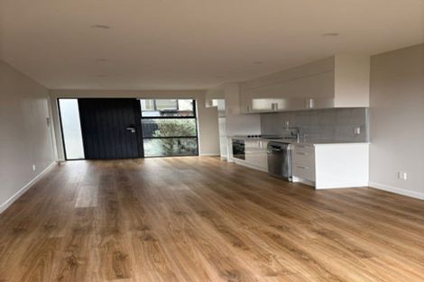 Photo of property in 3/8 Bagnall Avenue, Point England, Auckland, 1072