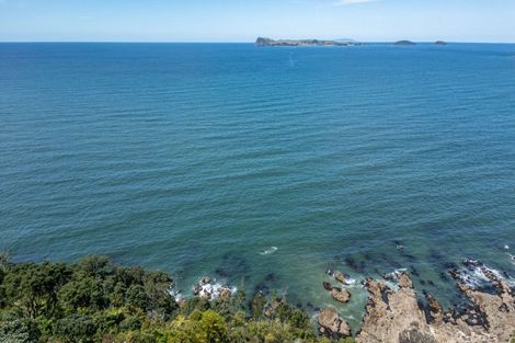Photo of property in 237 Paku Drive, Tairua, 3508
