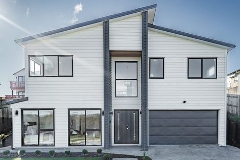 Photo of property in 8 Celestial Crescent, Orewa, 0931