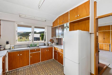 Photo of property in 194 Muhunoa Road East, Ohau, Levin, 5570