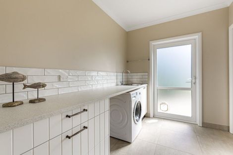 Photo of property in 2 Kirian Lane, Pollok, 2684