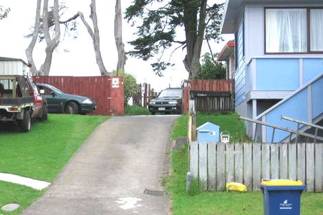 Photo of property in 2/81a Luanda Drive, Ranui, Auckland, 0612