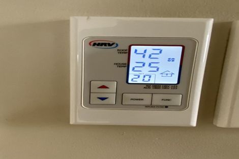 Photo of property in 2/167 Royal Road, Massey, Auckland, 0614