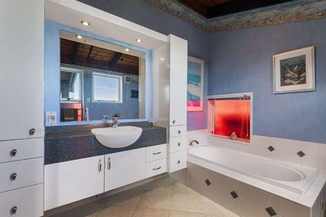 Photo of property in 27 Hadfield Street, Beach Haven, Auckland, 0626