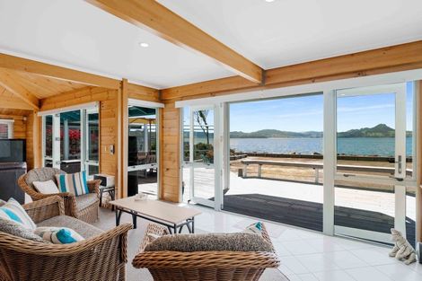 Photo of property in 137 Captain Cook Road, Cooks Beach, Whitianga, 3591