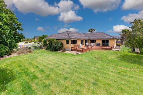 Photo of property in 112 Butcher Road, Pukekohe, 2120