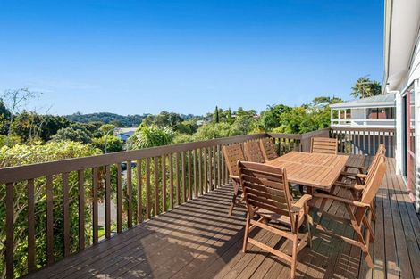 Photo of property in 12 Emery Grove, Bayview, Auckland, 0629