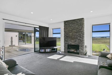 Photo of property in 27 Matarangi Road, Marotiri, Taupo, 3377