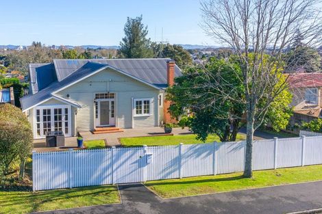 Photo of property in 13 Hillcrest Road, Hillcrest, Hamilton, 3216