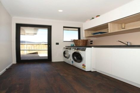 Photo of property in 17 Carrick Place, Mosgiel, 9024