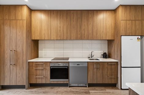 Photo of property in 10 Packard Crescent, Halswell, Christchurch, 8025