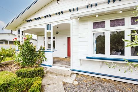 Photo of property in 14 Francis Drake Street, Waipukurau, 4200