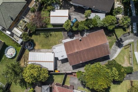 Photo of property in 105 Wattle Farm Road, Wattle Downs, Auckland, 2103