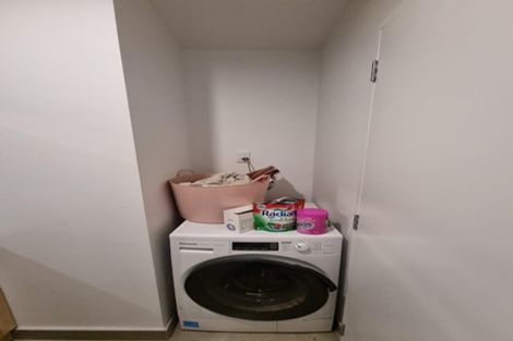 Photo of property in 53 Morihana Close, Glen Eden, Auckland, 0602