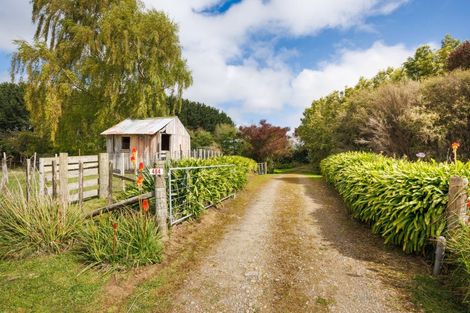 Photo of property in 484 Finnis Road, Pohangina, Feilding, 4775