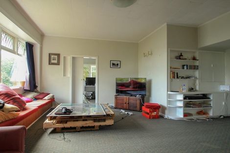 Photo of property in Carillion/the Knoll, 33 Thompson Street, Mount Cook, Wellington, 6011