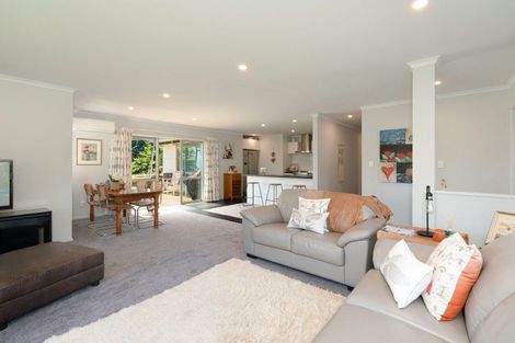 Photo of property in 37 Oakland Lane, Shannon, Palmerston North, 4474