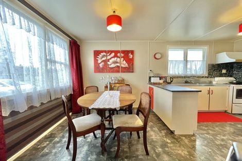 Photo of property in 10 Kotuku Place, Tokoroa, 3420