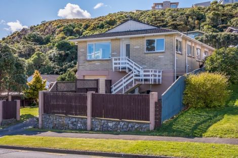 Photo of property in 25 Mulberry Street, Maungaraki, Lower Hutt, 5010