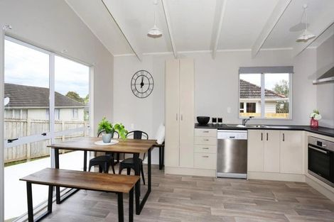 Photo of property in 80a Arimu Road, Papakura, 2110