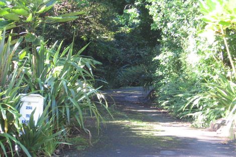Photo of property in 298 Konini Road, Titirangi, Auckland, 0604
