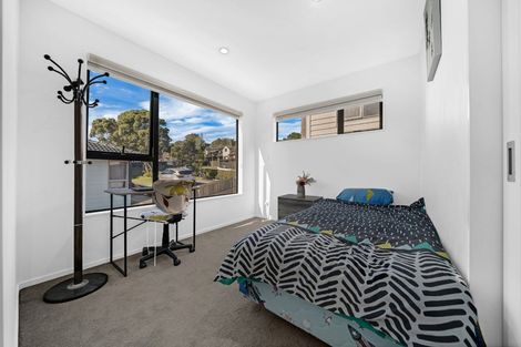 Photo of property in 58b Spinella Drive, Bayview, Auckland, 0629