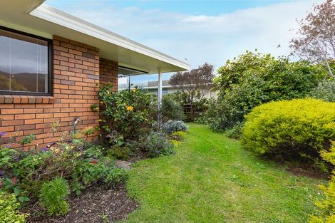 Photo of property in 2 Kanawa Street, Waikanae, 5036