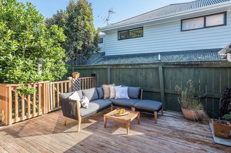 Photo of property in 48 Dale Road, Raumati South, Paraparaumu, 5032