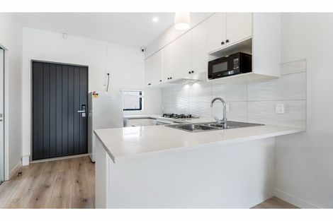 Photo of property in 3b Sheralee Place, Bucklands Beach, Auckland, 2014