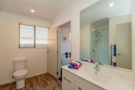 Photo of property in 25 Horseshoe Lake Road, Shirley, Christchurch, 8061