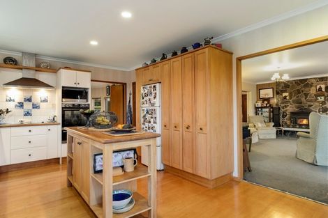 Photo of property in 2102c State Highway 2, Aongatete, 3181