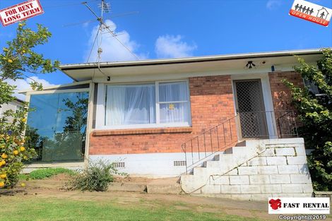Photo of property in 1/8 Waverley Avenue, Glenfield, Auckland, 0629