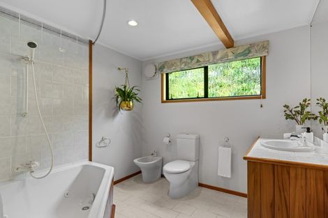 Photo of property in 1/234 Beach Road, Campbells Bay, Auckland, 0630