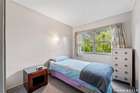 Photo of property in 4 Sunnyside Road, Sunnyvale, Auckland, 0612
