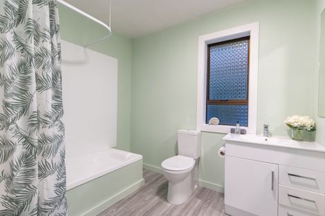 Photo of property in 96 Estuary Road, South New Brighton, Christchurch, 8062