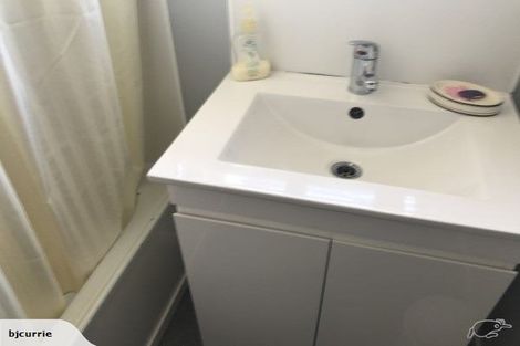 Photo of property in 37 Monowai Place, Westbrook, Palmerston North, 4412