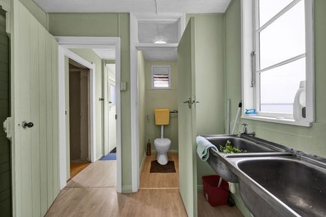 Photo of property in 6 Devon Street, Patea, 4520