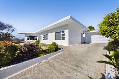 Photo of property in 15 Caplen Street, Hawera, 4610
