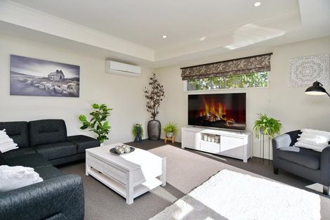 Photo of property in 65 Country Club Terrace, Northwood, Christchurch, 8051