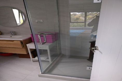 Photo of property in 70c Awaruku Road, Torbay, Auckland, 0630