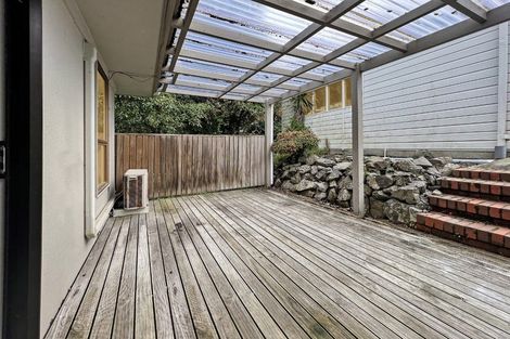 Photo of property in 40 Halswater Drive, Churton Park, Wellington, 6037