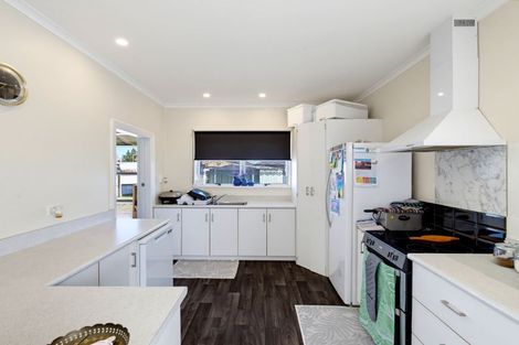 Photo of property in 70 Mcmurdo Street, Tinwald, Ashburton, 7700