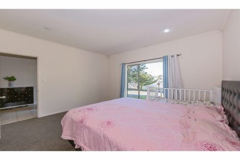 Photo of property in 33 Fingal Way, Gulf Harbour, Whangaparaoa, 0930