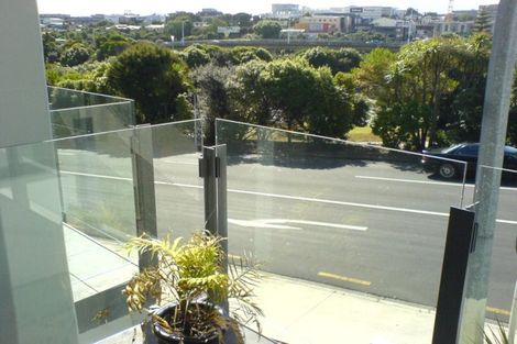 Photo of property in 3h/6 Piwakawaka Street, Eden Terrace, Auckland, 1010