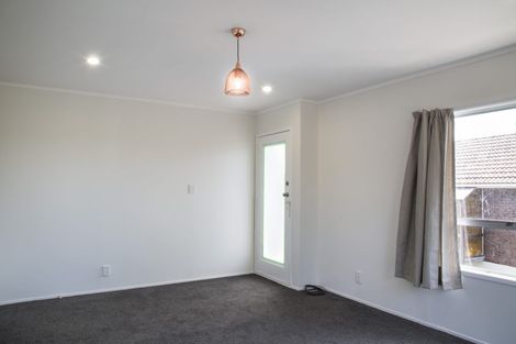 Photo of property in 1/9 Miraka Place, Birkenhead, Auckland, 0626