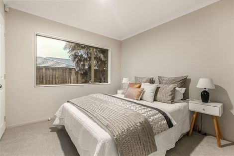 Photo of property in 84a Glengarry Road, Glen Eden, Auckland, 0602